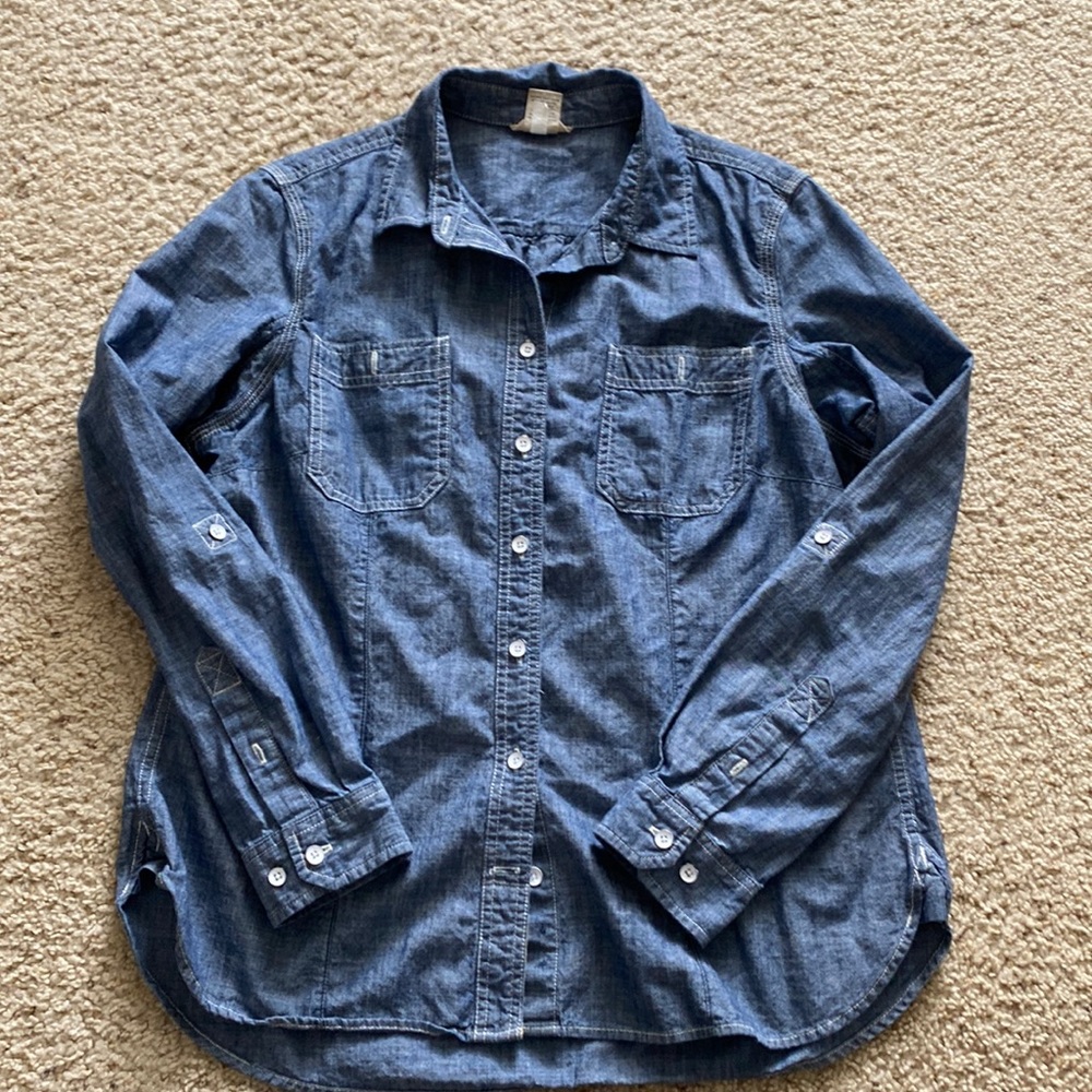 Duluth Trading Co LS light weight denim shirt